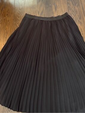 bp Black Pleated Skirt with Elastic Waistband